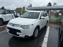 Mitsubishi Outlander 2.0 CVT, 2014, 207 000 км, с пробегом, цена 1 429 000 руб.