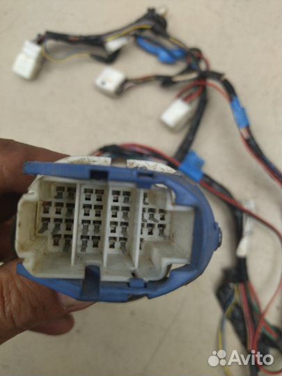 Проводка двери передняя правая Mazda 6 GG 1999см