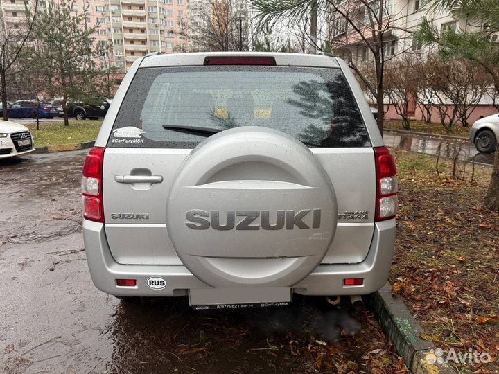 Suzuki Grand Vitara 2.0 AT, 2011, 210 000 км