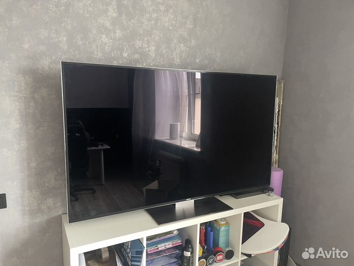 Телевизор samsung 65 SMART