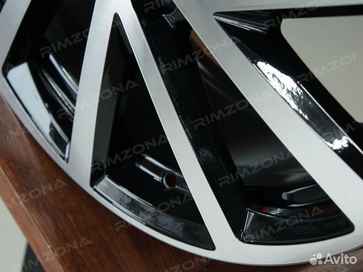 Литые диски R18 для Volkswagen. Арт2207