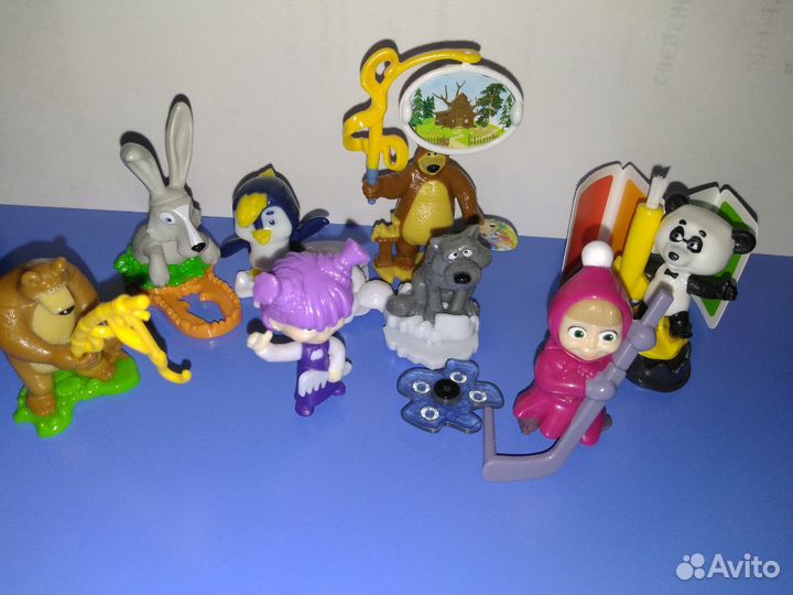 Киндер-сюрприз Маша и Медведь