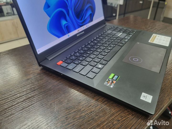 Ноутбук Asus vivobook pro 16x oled