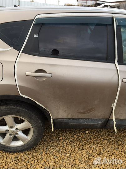 Задняя правая дверь Nissan Qashqai