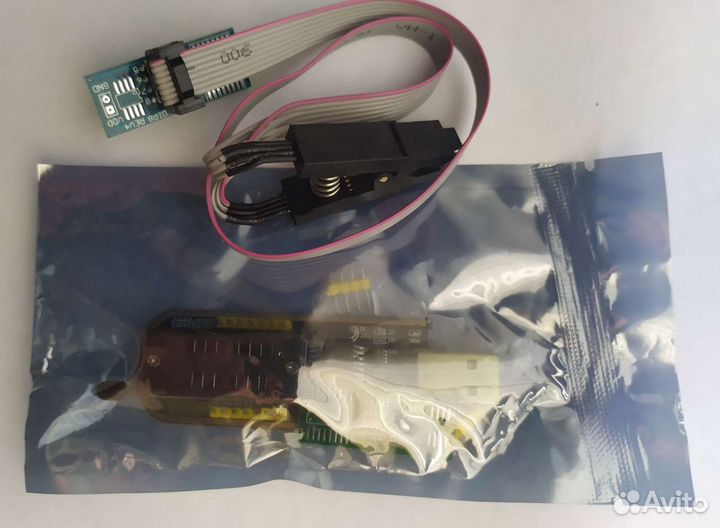 Программатор CH341A с прищепкой