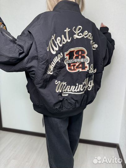 Куртка бомбер