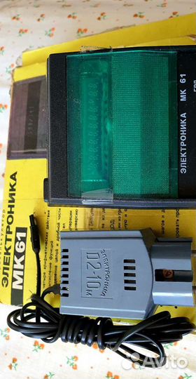 Продам совершенно новый микрокалькулятор Электрони