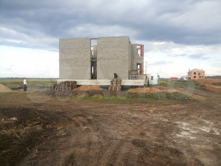 Дом 200 м² на участке 10,3 сот.