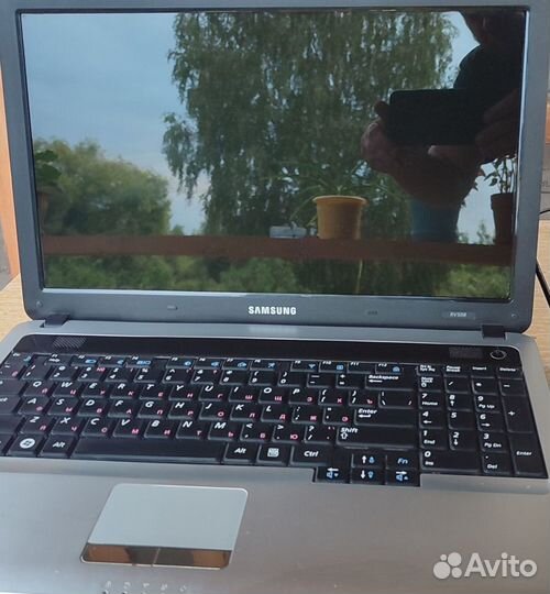 Ноутбук Samsung rv508