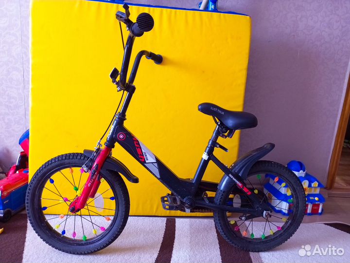 Детский велосипед 16