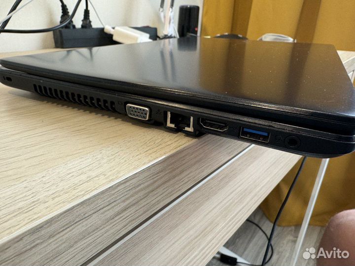 Ноутбук Acer для торгов, 4gb, 257 SSD,Asus core i5