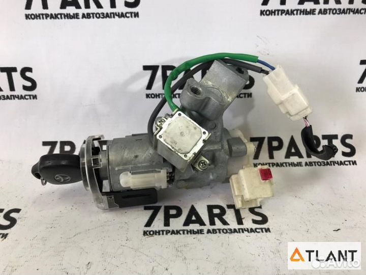 Замок зажигания toyota isis