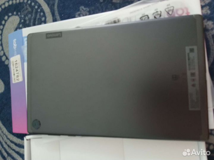 Lenovo Tab m10 fhd plus