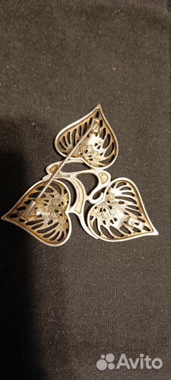 Винтажная брошь