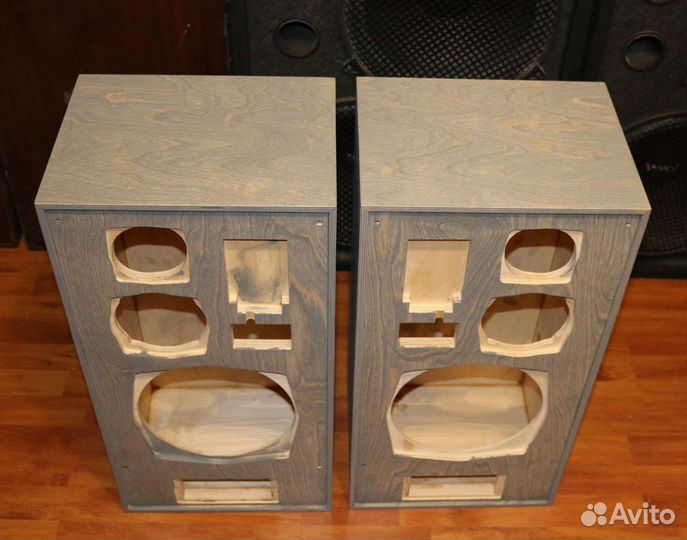 Новые корпуса от радиотехника S-90D F