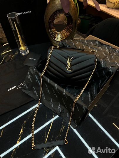 Сумка Yves Saint Laurent Loulou Small