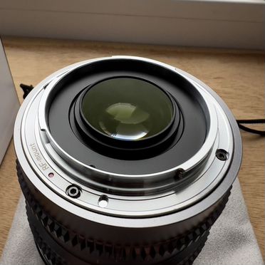 Оъектив Sirui Night Walker 24mm T1.2 S35 RF Mount