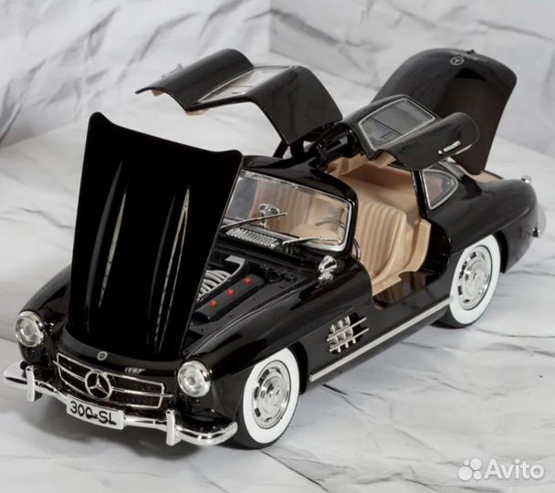 Коллекционный Ретро автомобиль Mercedes Benz 300SL