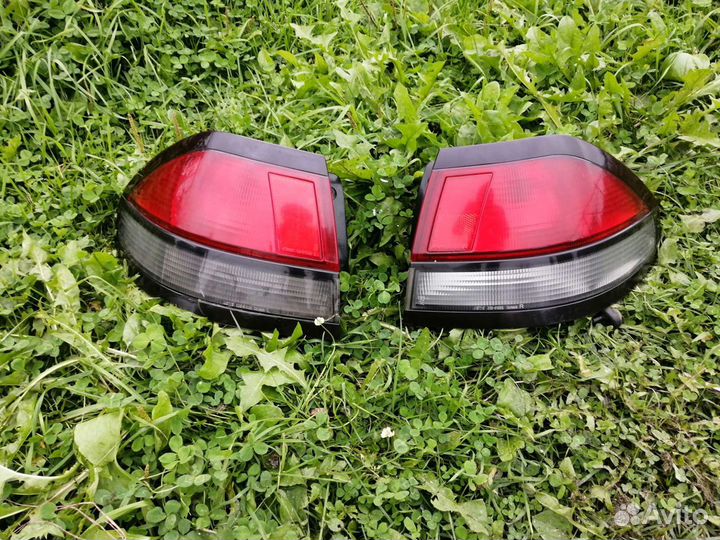 Задний фонарь Mazda 626