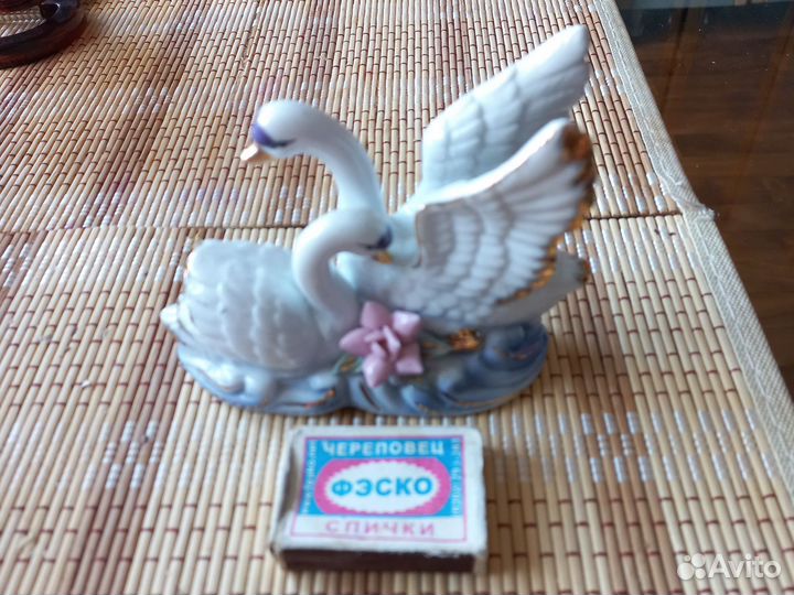 Статуэтка лебедь фарфор СССР