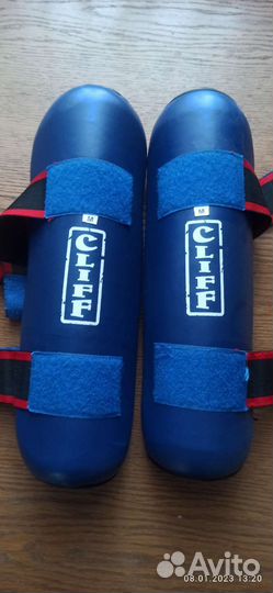 Защита голени и перчятки