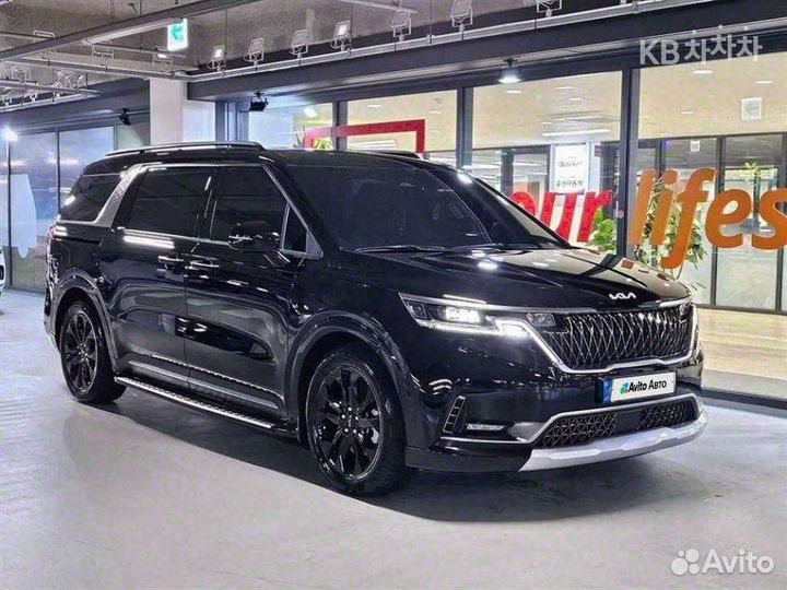 Kia Carnival 2.2 AT, 2022, битый, 35 000 км