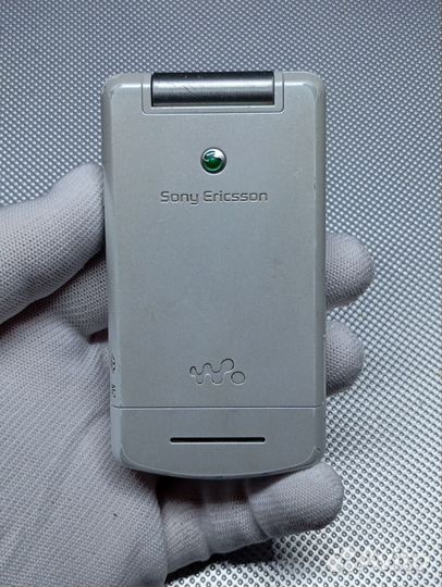 Sony Ericsson W508