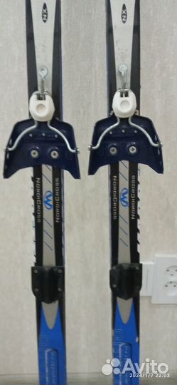 Лыжи беговые детские 160 комплект