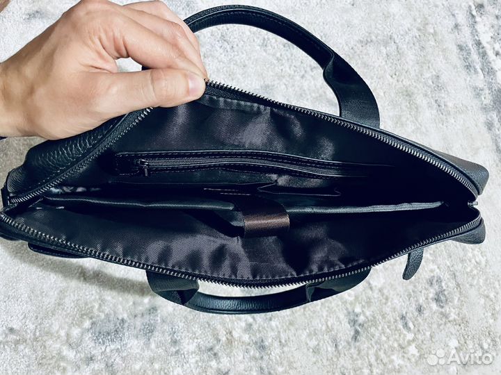 Мужской кожаный портфель