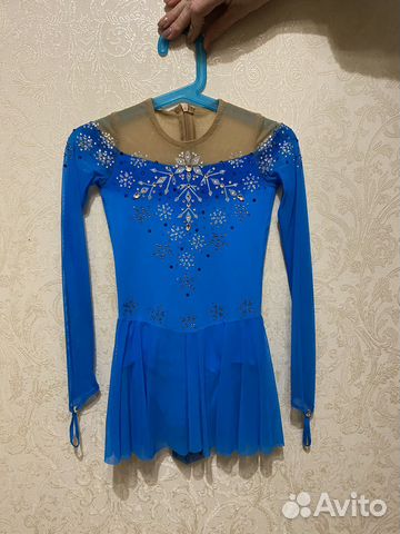 Платье для выступлений по фигурному катанию