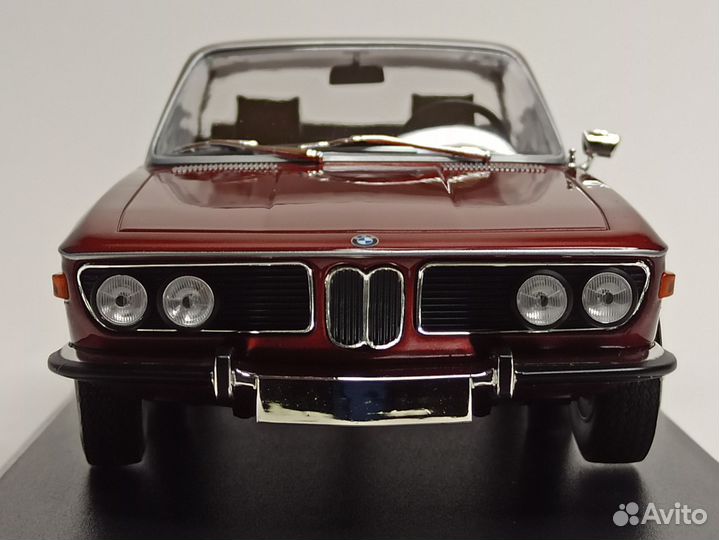 Bmw 3.0 Csi - 1971 (E9) Minichamps 1:18