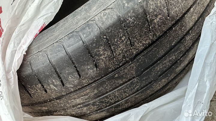 Yokohama BluEarth AE01J 235/65 R18 97V