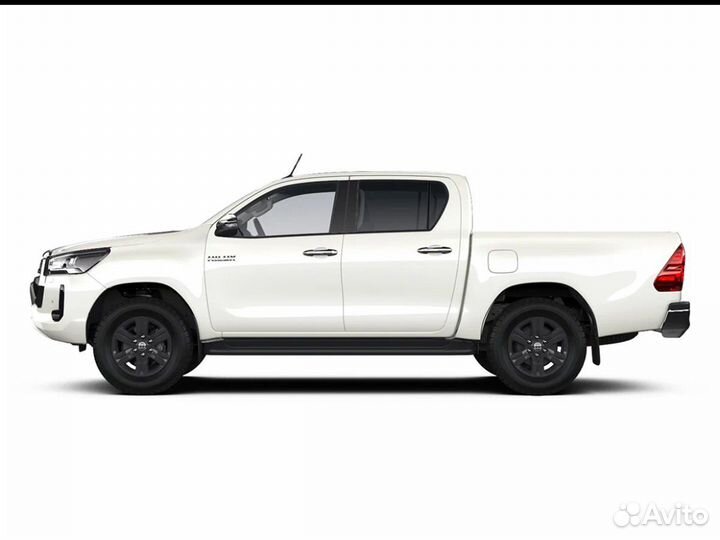Toyota Hilux 2.8 AT, 2022