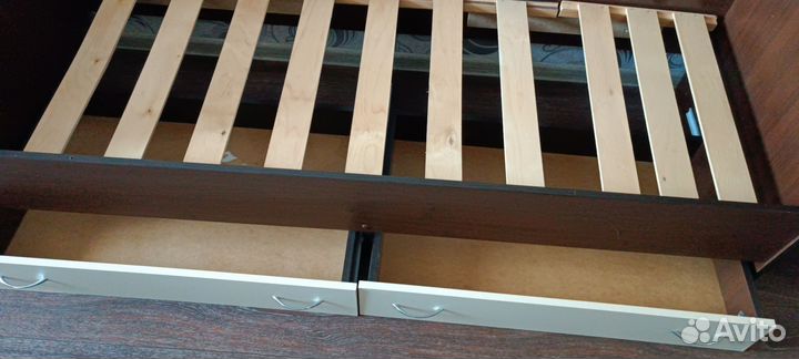 Кровать трансформер с маятником