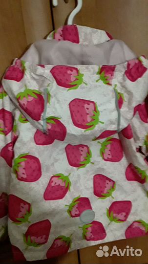 Демисезонная курточка для девочки