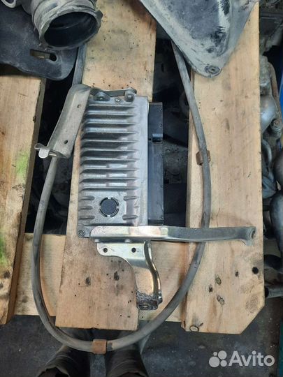 Блок управления двигателем Toyota Rav 4 40 2.0