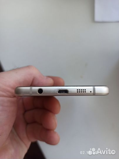 Samsung Galaxy A7 (2017) SM-A720F/DS, 3/32 ГБ