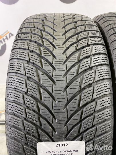 Nokian Tyres WR Snowproof P 225/45 R19