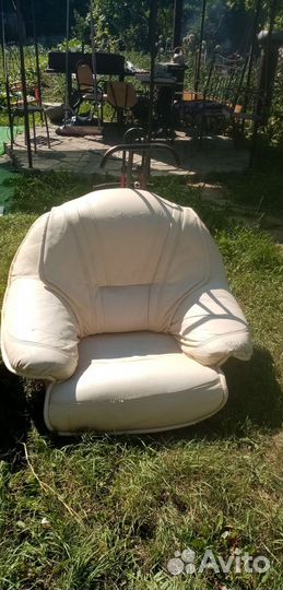 Мягкие кресла