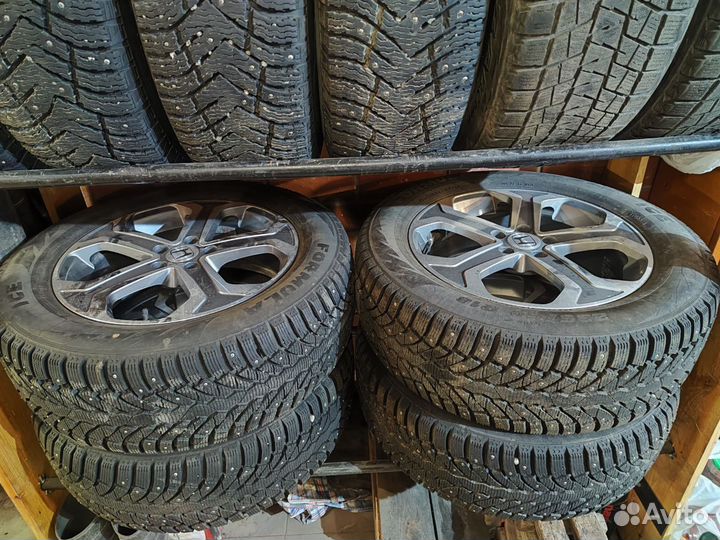 Formula Ice 225/60 R18 104