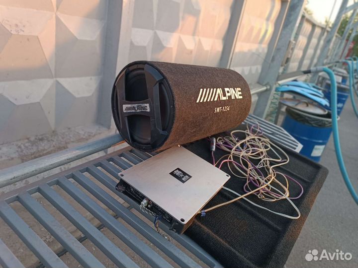 Сабвуфер alpine и усилитель mystery + провода