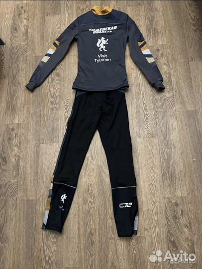 Разминочный костюм