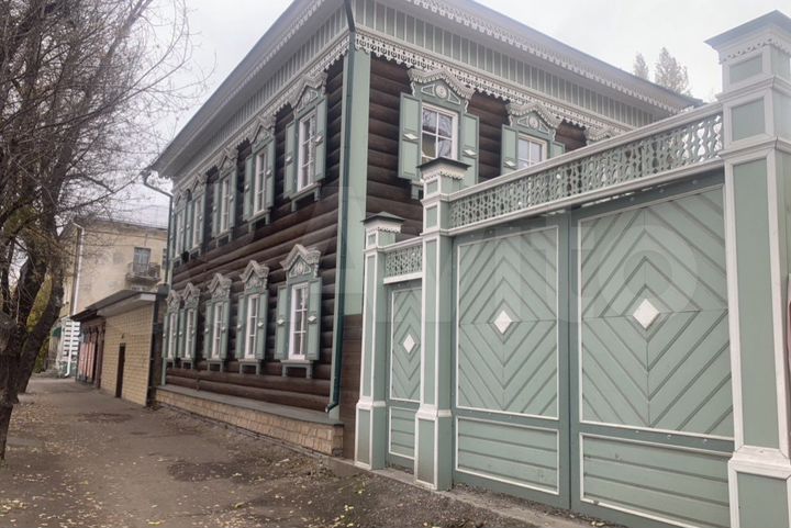 Здание, 300 м²