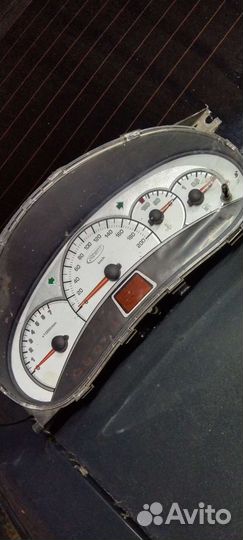 Приборная панель Приора