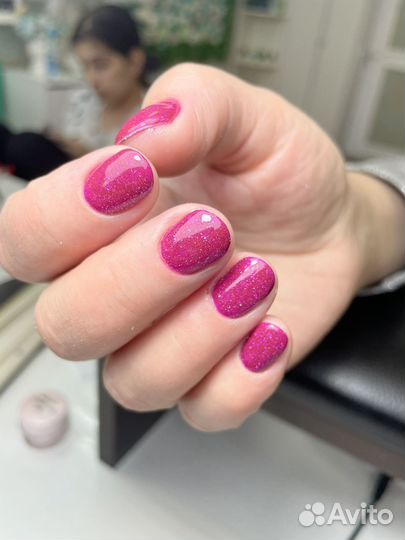 Модель на маникюр