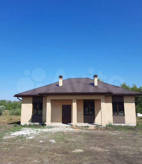 Коттедж 131 м² на участке 8 сот.