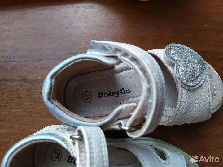 Босоножки для девочки