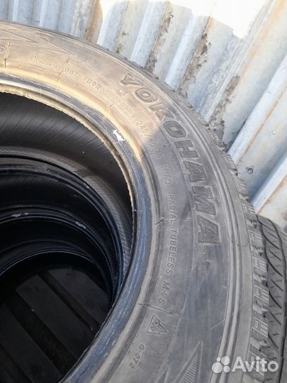 Продам комплект резины