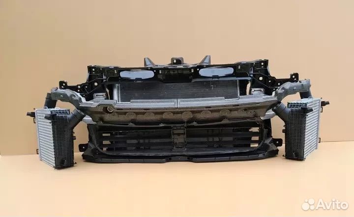 Porsche panamera кассета радиаторов с телевизором