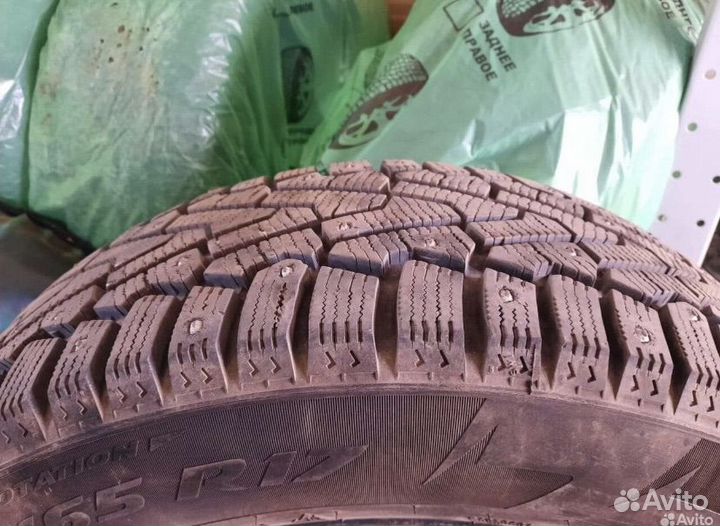 Pirelli Ice Zero 225/65 R17